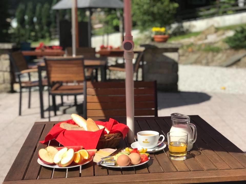 Tanecnica Hotel 3*